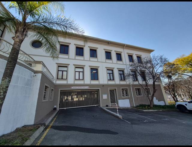 1,626M² OFFICE TO LET IN SANDTON CENTRAL